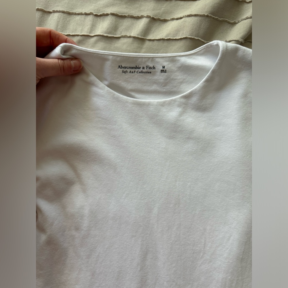 Abercrombie Soft Matte Seamless Long-Sleeve Scoop Neck Tee